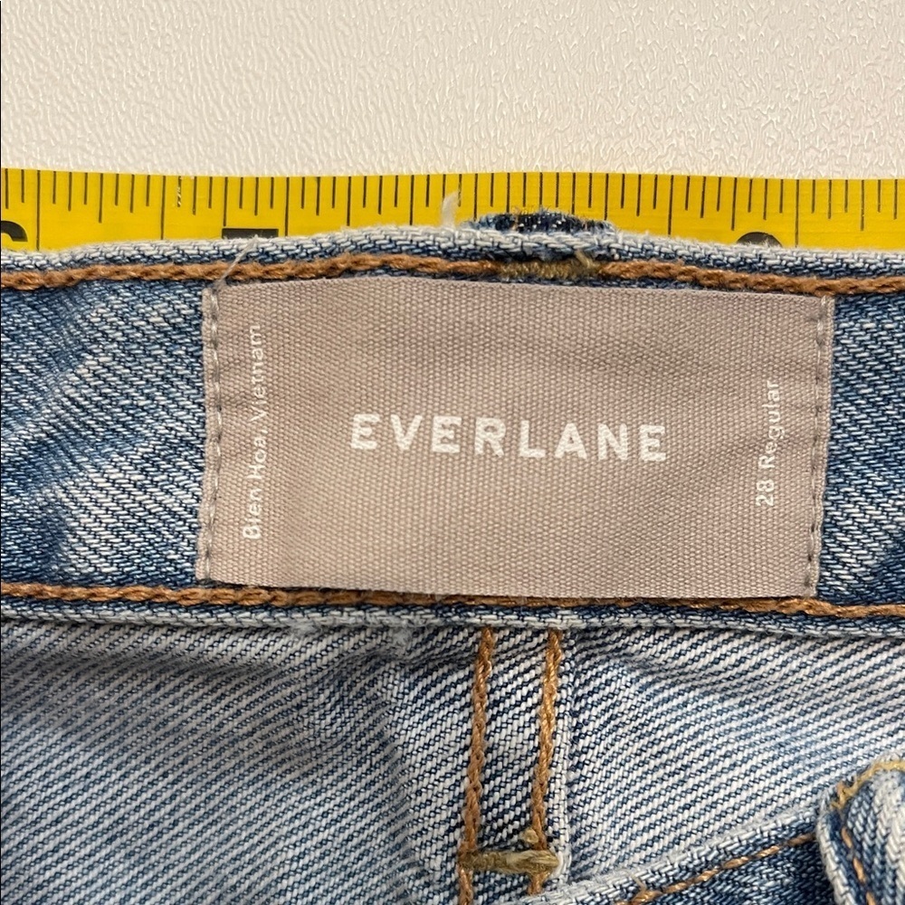 Everlane O-S Boy Friend Relaxed Fit Light Blue Denim Jeans - Picture 5 of 7